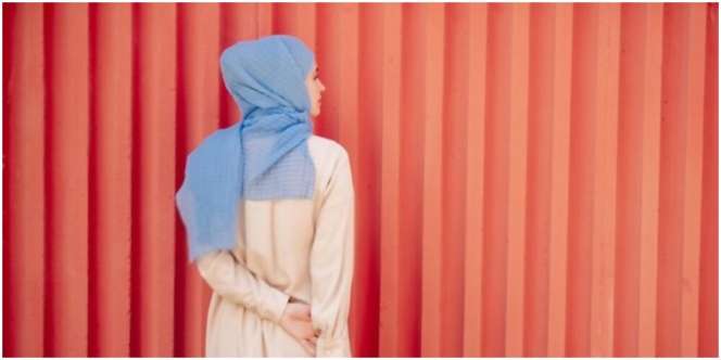 Islam Tidak Melarang Muslimah Bersolek, tapi Jauhi Dandanan seperti Punuk Unta