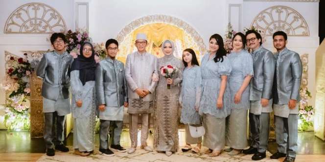 Deretan Foto Momen Pernikahan Ibunda Marshanda, Sang Suami Punya Jabatan Mentereng di Pemerintahan