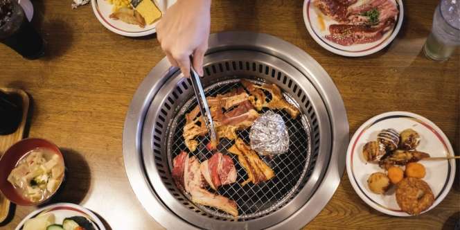 Lebih Mindful Mengontrol Kalori dan Pola Makan di Restoran AYCE 