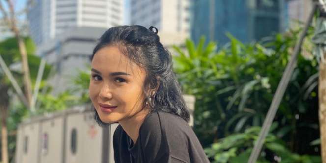 Bagikan Potret Bareng KD di Tahun 97, Lihat Wajah Kinyis-Kinyis Yuni Shara di Usia 25