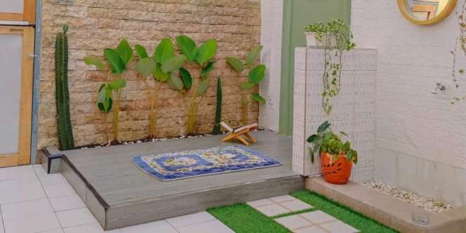 Musola Mini Aksen Natural, Lengkap dengan Tempat Wudu