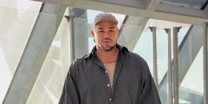 Ivan Gunawan Rilis Koleksi 20 Looks Terinspirasi dari Bunga Khas Kolaka Timur