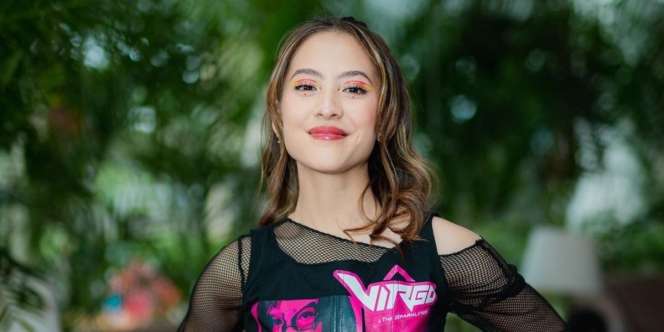 Kebiasaan Unik Zara Eks JKT 48, Makan Kuah Mie Pakai Roti Tawar