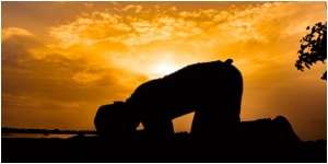 Rasulullah Anjurkan Sholat 2 Rakaat sebelum Maghrib, Ini Dia Manfaatnya yang Bisa Menangkal Gangguan Setan