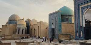 Hasil Foto Epic Momen Traveling di Asia Tengah, Cuma Pakai Ponsel!