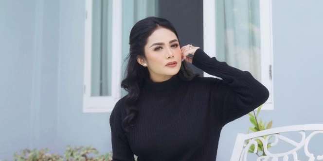 Ciat Ciat! Penonton Konser Krisdayanti di Singapura Terpukau, Sang Diva Tiba-Tiba Pamer Wushu