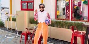Tengok Denim On Denim Tantri Namirah dengan Style Edgy 