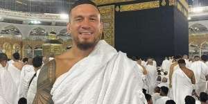 Cerita Petinju Sonny Bill Williams Pernah Diusir dari Masjid karena Tubuh Penuh Tato