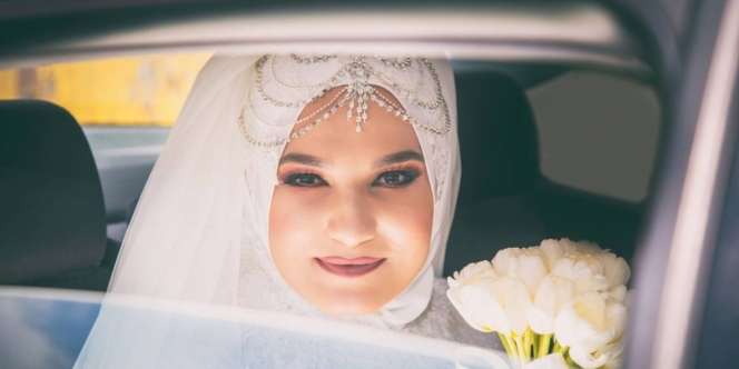 Tak Hanya Makeup, Ada Banyak 'Senjata' MUA Saat Merias Klien