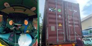 Cerita 2 Muslimah Kerja Jadi Sopir Truk Kontainer, Dengar Alasannya Bikin Salut