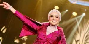 Ngerap Lagu Makhluk Tuhan Paling Seksi, Penampilan Mulan Jameela Jadi Sorotan