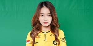 Viral Sebut Adul Mirip Cyclops Mobile Legend, Ini Dia Sosok Gamer Cantik Vior