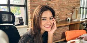 Akun IG Pernah Disebut Dahlia Poland, Andi Annisa Pamer Foto Mesra Bareng Kekasih di Bali