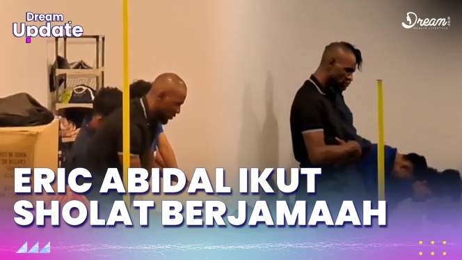 Eric Abidal Legenda Barcelona Ikut Sholat Berjamaah Bersama Timnas U-16