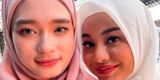 Adu Gaya Hijaber Keren, Aurel Hermansyah dan Inara Rusli
