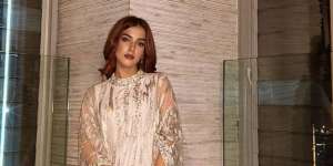 Tampil Sangat Berbeda, Tengok Style Y2K Tasya Farasya 