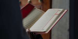 Memahami Makna Surat Al-Jin, serta Bagaimana Jin Mendengarkan Bacaan Al-Quran?