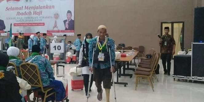 Semangat Imam Berangkat Haji Tak Surut Meski Harus Gunakan Kaki Palsu