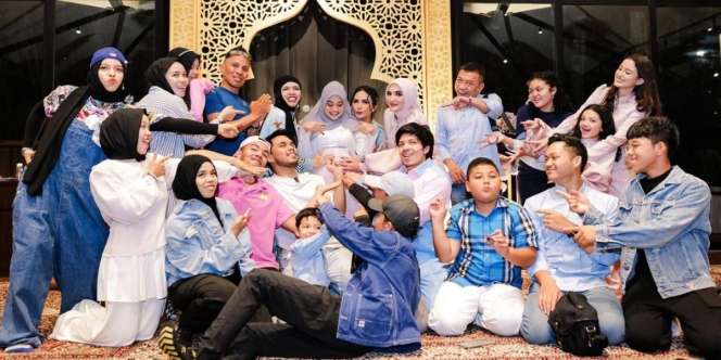 Intip 5 Momen Keseruan Gender Reveal Anak Kedua Aurel Hermansyah dan Atta Halilintar