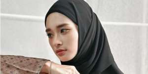 Intip 5 Potret Modis Inara Rusli Usai Lepas Cadar