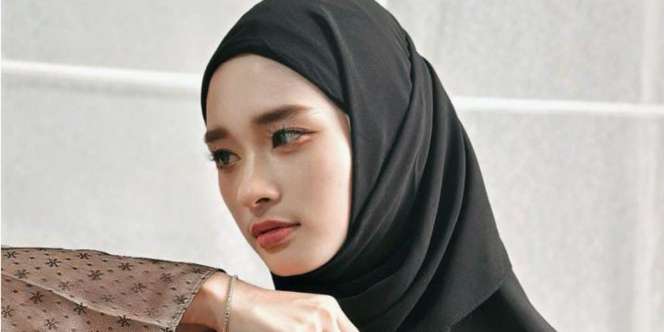 Intip 5 Potret Modis Inara Rusli Usai Lepas Cadar