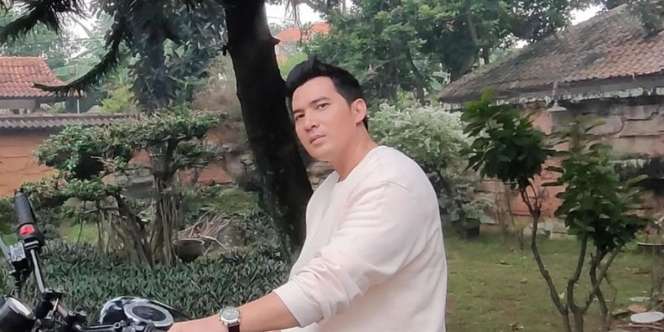 Ridho Illahi Pamer Pacar Baru, Tak Kalah Cantik dari Dinar Candy