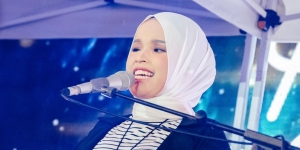 4 Style Putri Ariani, Hijaber Peraih Golden Buzzer di America's Got Talent