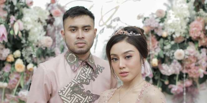 Tulis Kalimat Perpisahan, Selebgram Tasya Revina Hapus Semua Foto Suami di Medsos