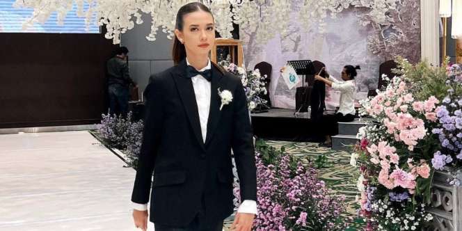 Anggun di Resepsi Enzy Storia, Yuki Kato Berubah jadi Macho di Nikahan Sahabat, Lihat Potretnya