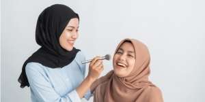3 Keahlian di Luar Makeup yang Wajib Dikuasai MUA Biar Klien Tak Kabur
