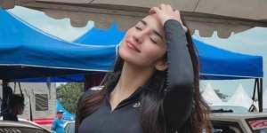 Potret Cantiknya Negin, Pembalap Perempuan yang Sering Bikin Gagal Fokus