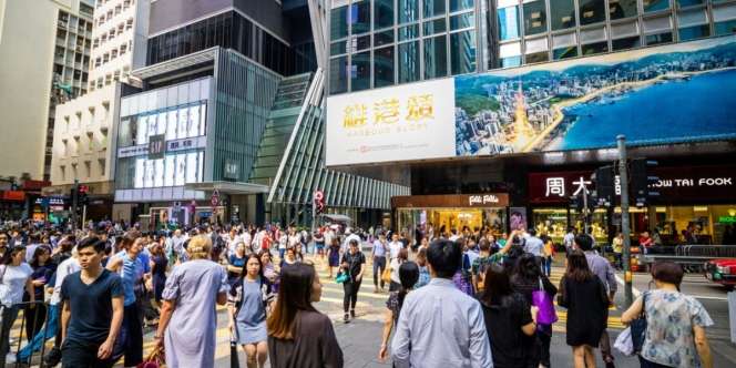Fakta-Fakta Unik Hong Kong, Budaya Cebok hingga Mobil Tesla Jadi Taksi 