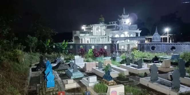Penampakan Rumah Mewah bak Istana Seharga Rp5 Miliar di Tengah Kuburan, Punya 12 Kamar dan 7 Toilet