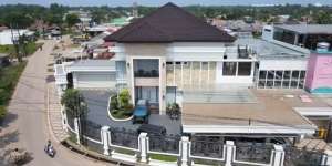 10 Potret Rumah Mewah Crazy Rich Palembang yang Viral, Kursi Pijatnya Seharga Mobil Baru!