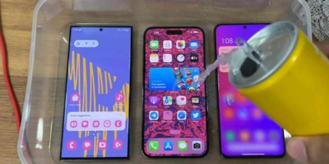 Uji Ketahanan Air Ekstrem Pakai Soda pada Smartphone Flagship Samsung, Apple, dan Xiaomi, Taruh di Freezer 6 Jam Hasilnya di Luar Dugaan