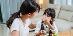 Anak Susah Makan Lagi? Coba Lakukan Trik Feeding Rules
