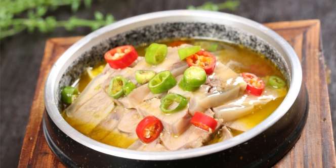 Rebus Daging dengan Sendok Bisa Bikin Cepat Empuk? Cari Tahu Faktanya