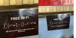 Momen Kocak Pengunjung Mikir Keras Cari Jawaban Soal Matematika demi Wifi Gratis di Kafe