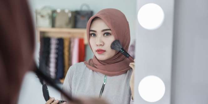 Biar Kontur Tampak Natural, Aplikasikan di 3 Titik  Wajah