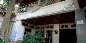 Potret Rumah Mewah tanpa Pintu di Jakarta, Konon Milik Artis Senior Louis Nikijuluw
