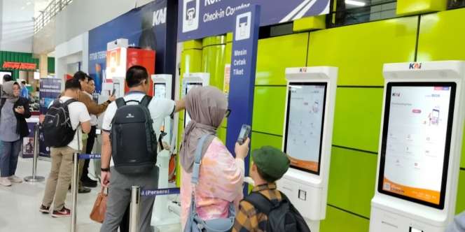 Kehabisan Tiket Kereta Api Buat Libur Panjang Idul Adha? Coba Cara Alternatif Ini 