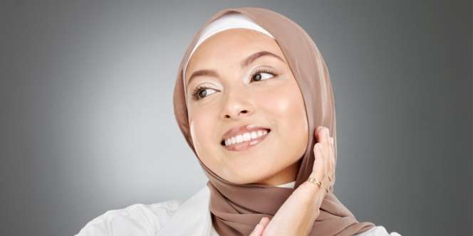 Concealer Menggumpal di Bawah Alis, Gunakan 2 Produk untuk Mengatasi