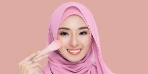 Coba Tren Poppin Cheeks Pakai Cream Contour yang Unik