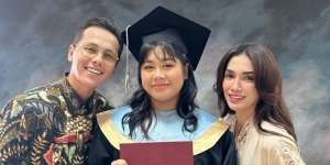 6 Anak Artis Lanjutkan Kuliah, Pilih Jurusan Kedokteran sampai Teknik Penerbangan
