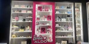 Tampil Jadi Barbie dengan Koleksi Fashion ALDO