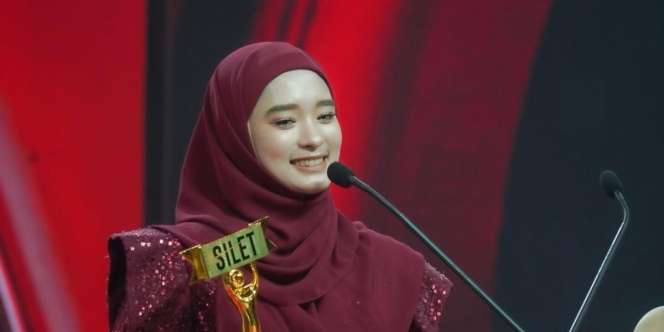 Dapat Award Silet 2023 karena Masalah Rumah Tangga Dinyinyirin, Begini Jawaban Menohok Inara Rusli