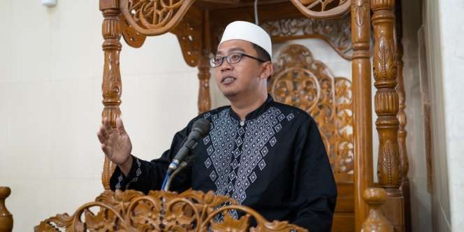 Contoh Pidato Bahasa Arab, Berisi Naskah Singkat tentang Akhlak