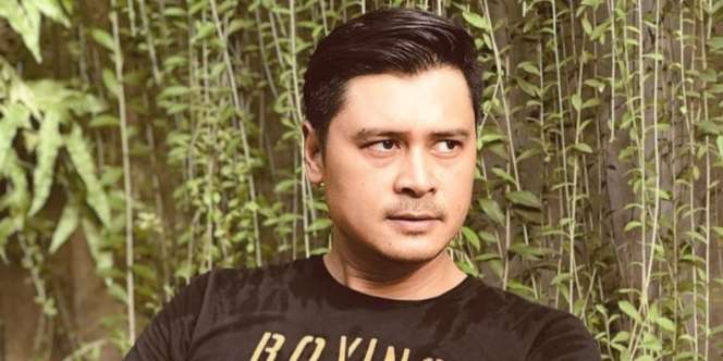 Mengenang Iqbal Pakula, Intip 5 Potret Rumahnya yang Sederhana