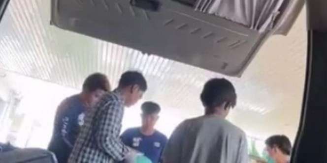 Sudah Dikafani, Jenazah Mendadak Hidup Kembali dan Buka Mata Saat di Ambulans, Keluarga Auto Panik Sekaligus Bahagia