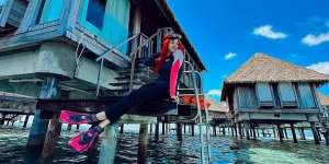 Potret Tasya Farasya Snorkeling di Maldives 'Bareng' Ikan Hiu 